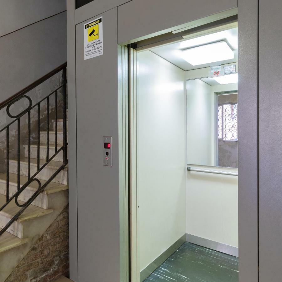 Most Convenient Apartment In Венеція Екстер'єр фото